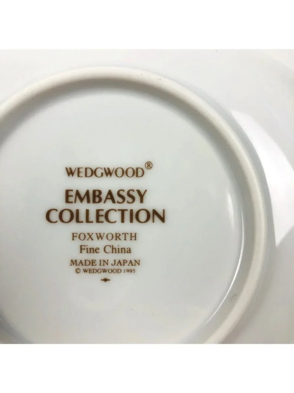 Wedgewood Embassy Collection Foxworth Japan 1995 Cups Saucers Salad Plates 8 ea